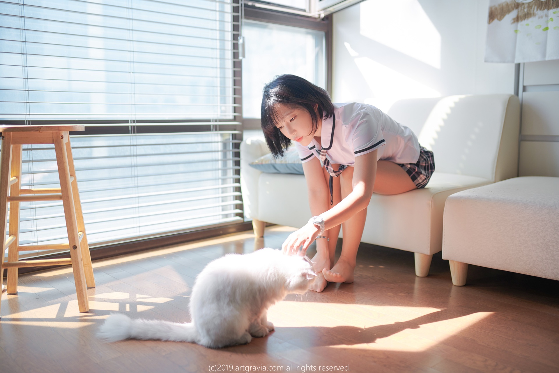 교복 입고 화보 찍은 강인경 3